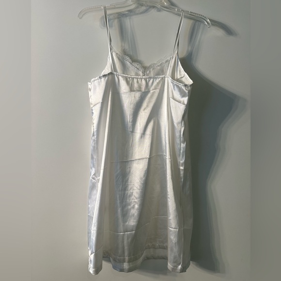 White Satin Robe & Cami Slip Dress - Picture 5 of 7
